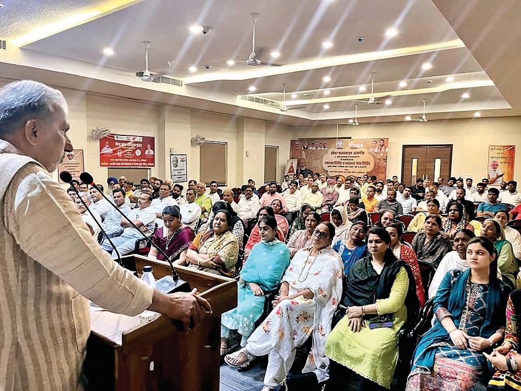 आत्मनिर्भर भारत और स्वदेशी को अपनाकर ही हम दुनिया की महाशक्ति बनेंगे : कृष्णपाल