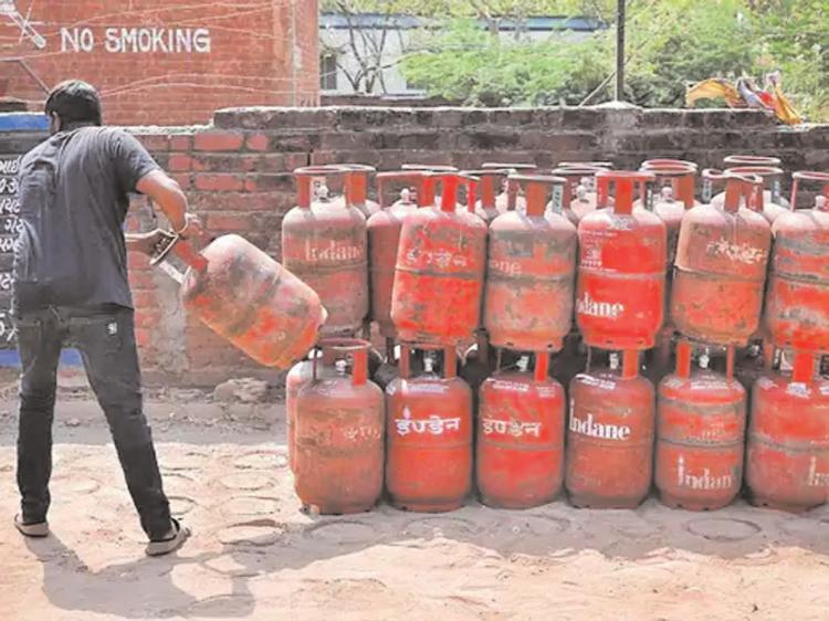 मोबाइल नंबर की तरह गैस कंपनी भी बदल सकेंगे