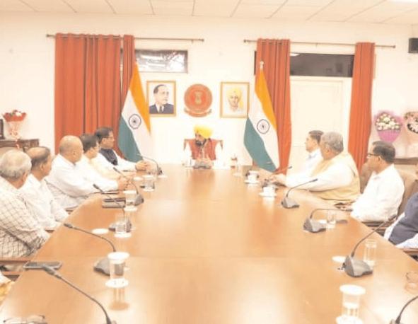 पंजाब सरकार करवा रही है एआई आधारित मोबाइल एप्लीकेशन और चैटबोट तैयार अब सूबे के किसानों की एआई के जरिए उपज बढ़ाने की तैयारी