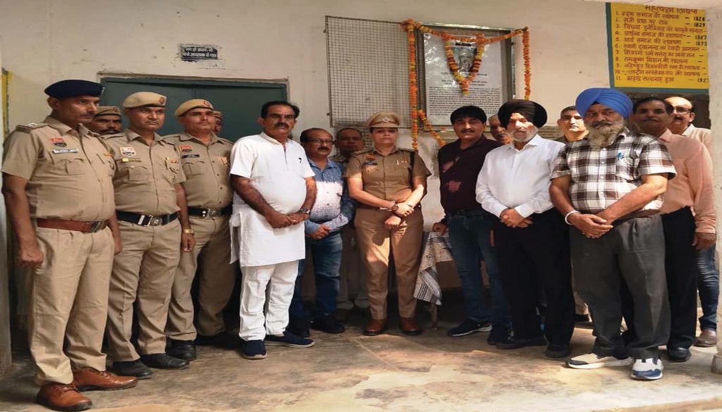 शहीदों को नमन कार्यक्रम के तहत शहीद जवान योगराज मेहता को याद किया