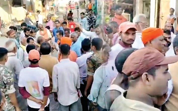 हायाघाट में भाजपा विधायक के खिलाफ जनता में रोष, लगे गो बैक के नारे