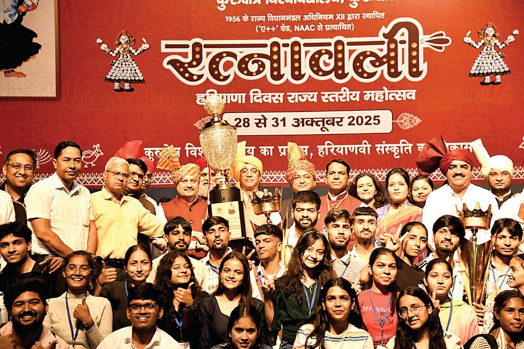 रत्नावली उत्सवः आरकेएसडी कॉलेज के नाम रही ओवर आल ट्राफी