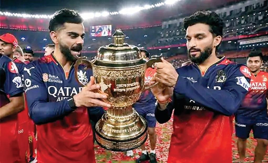 RCB बिकने की तैयारी में: 2026 IPL से पहले बिक्री प्रक्रिया पूरी होगी