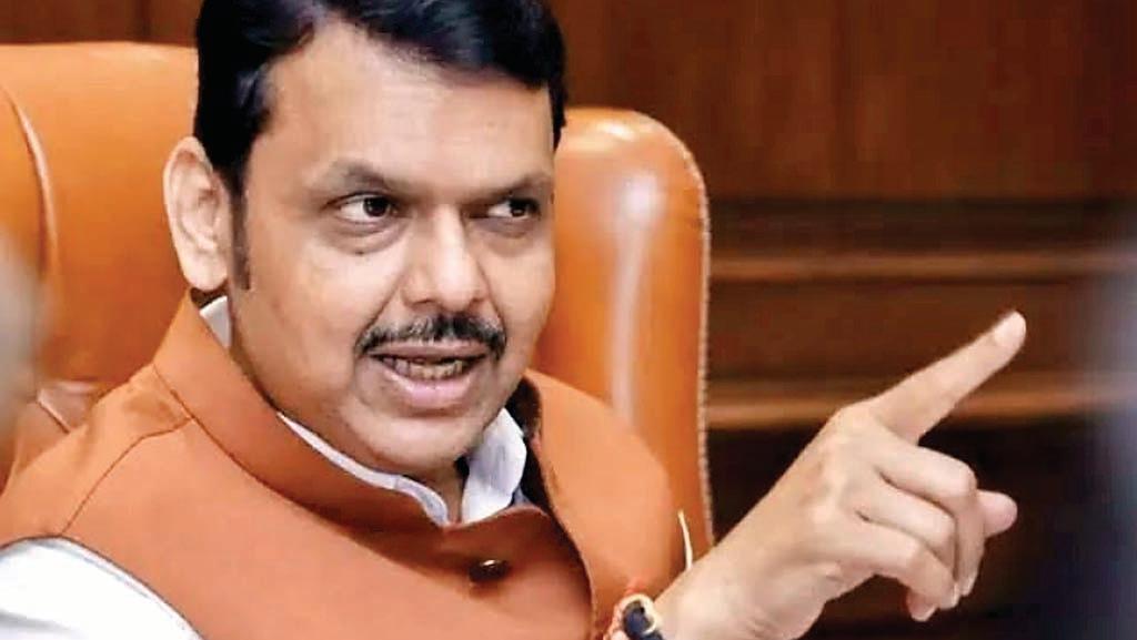 विधायकों और सांसदों के साथ शिष्टाचार से पेश आएं