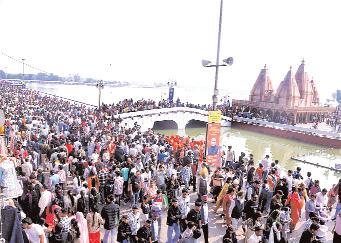 अंतरराष्ट्रीय गीता महोत्सव में शिल्पकला के बेहतर नमूनों ने छोड़ी अपनी अनोखी छाप