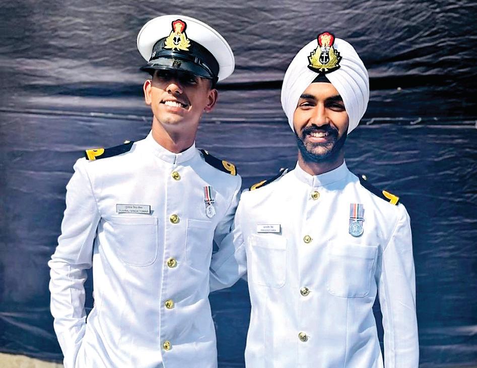 महाराजा रणजीत सिंह प्रैपरेटरी इंस्टीट्यूट के कैडेट पारसदीप और युवराज बने भारतीय नौसेना में अधिकारी