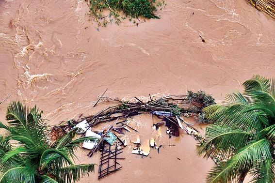 तूफान 'दित्वाह' के चलते पुड्डुचेरी में परीक्षाएं रद, आंध्र प्रदेश-तमिलनाडु में भारी बारिश