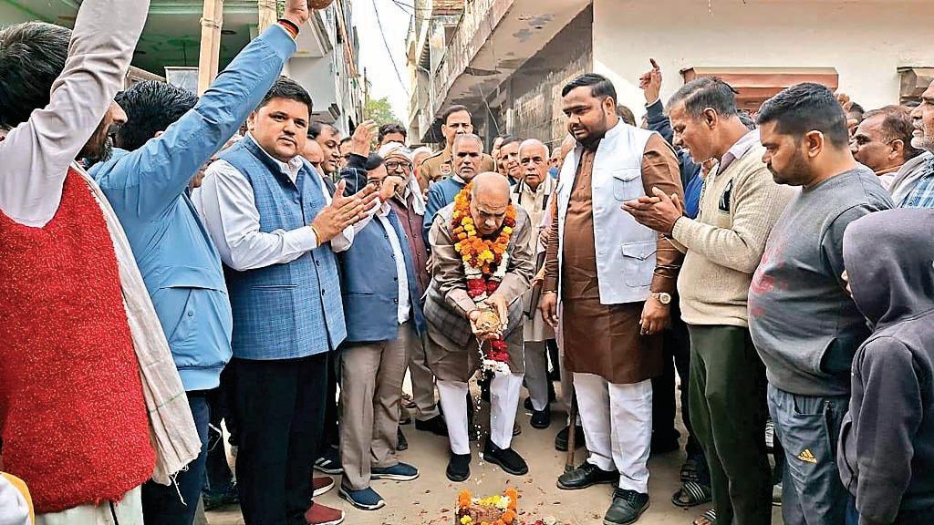 42 लाख से ज्यादा की लागत से बनेगी मुरारी विहार की गलियांः मूलचंद