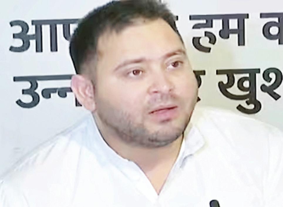 जालसाज इंद्रजीत यादव के दस ठिकानों पर ईडी की रेड, अवैध तरीके से कमाए करोड़ों