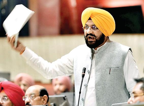 पंजाब विधानसभा में केंद्र सरकार की वीबी- जी राम जी स्कीम लाने के विरोध में प्रस्ताव सर्वसम्मति से पारित