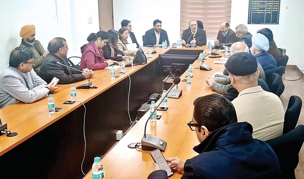 प्रत्येक नागरिक को बिना किसी वित्तीय बोझ के गुणवत्तापूर्ण स्वास्थ्य सेवाएं प्राप्त हों: बलबीर