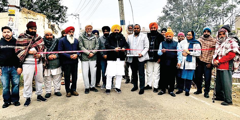 डिप्टी स्पीकर ने हल्का गढ़शंकर के गांवों की लिंक सड़कों का किया उद्घाटन