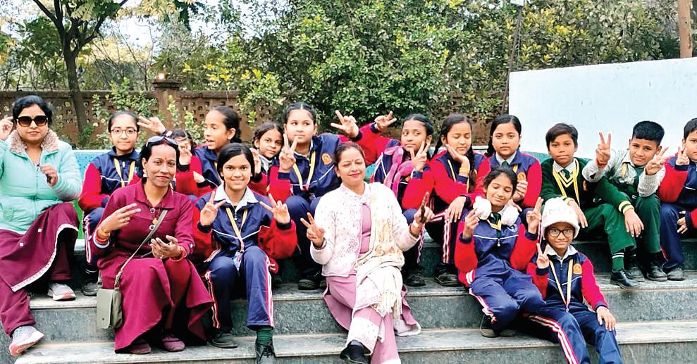 एल्पिस कॉन्वेंट स्कूल के छात्रों ने वाइल्डवादी अम्यूजमेंट पार्क में मनाया आनंद का दिन