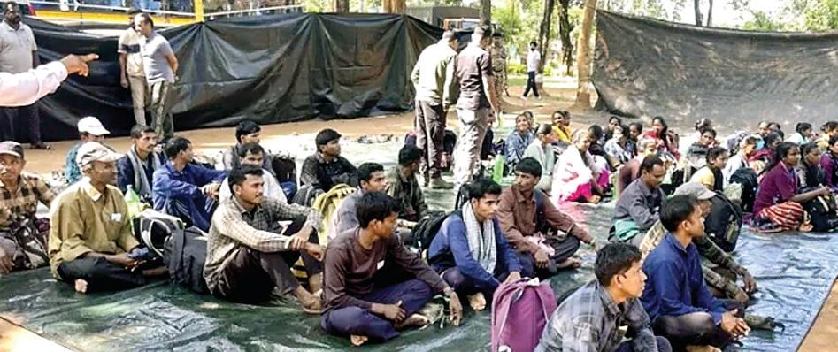 सुकमा जिले में 7 महिला नक्सलियों सहित 26 ने किया आत्मसमर्पण