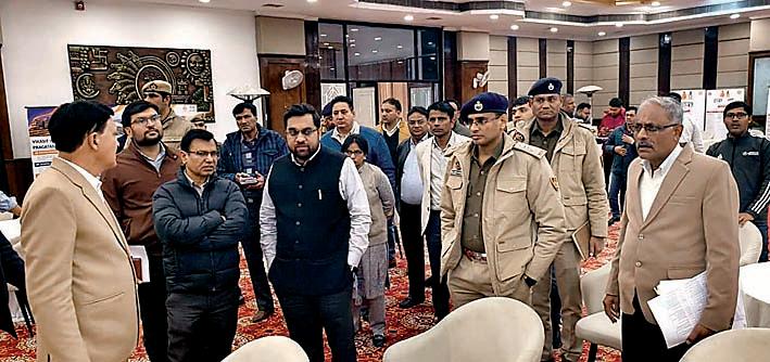 प्री-बजट मंथन कार्यक्रम की तैयारियों का डीसी आयुष सिन्हा ने लिया जायजा