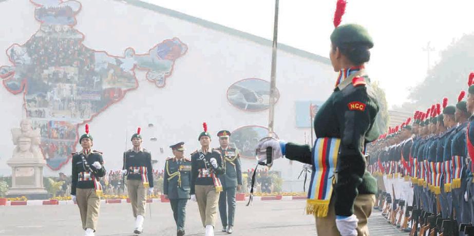 सीडीएस ने कैडेट्स से कहा - आप विकसित भारत के भविष्य के नेता हैं