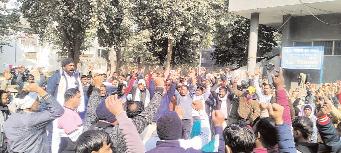 केंद्र व राज्य सरकार की जनविरोधी नीतियों के विरोध में होगी राष्ट्रव्यापी हड़ताल : बसंत कुमार