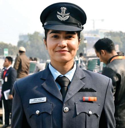 झज्जर की बेटी फ्लाइट लेफ्टिनेंट अक्षिता धनखड़ राष्ट्रपति के साथ तिरंगा फहराएंगी