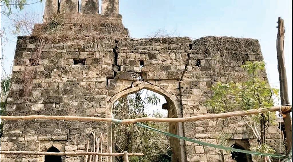 आयतुल्लाह अली खामेनेई की मौत के बाद चर्चा में है यूपी का किंतूर गांव