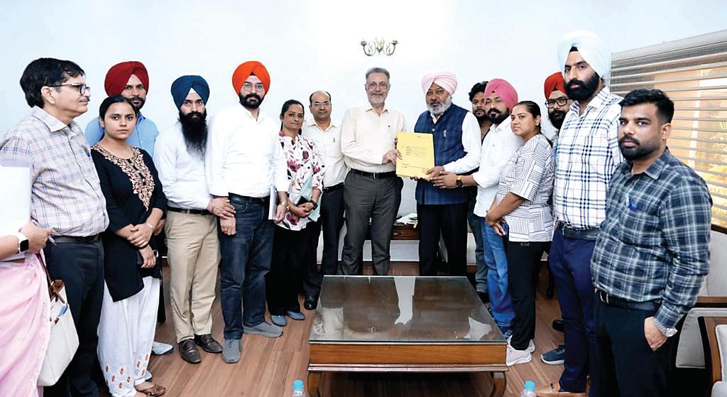 कर्मचारियों की जायज मांगों को हल करने के लिए वचनबद्धः चीमा