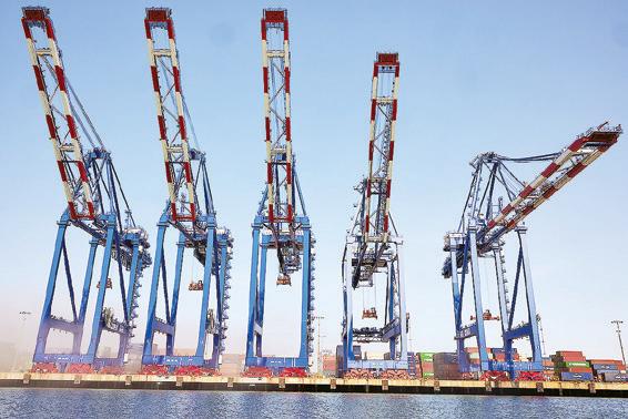 China agreed to US tariff talks but is likely to play hardball