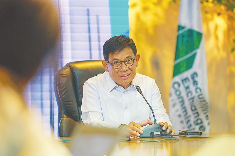 SEC chief wants GOCCS to list on stock market
