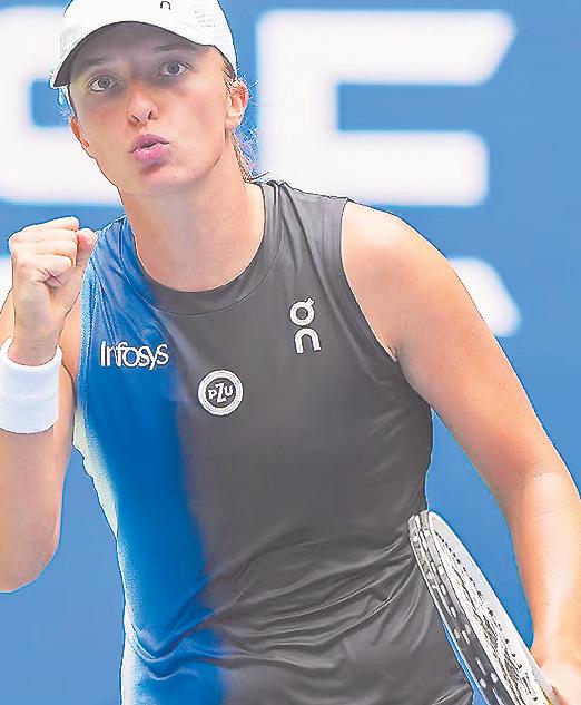 Top ranked Swiatek, Sinner in first-round cruise as expanded US Open serves up tennis feast