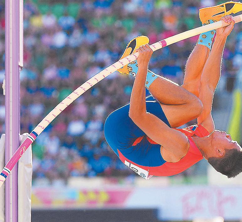 EJ Obiena exits pole vault qualification round in World Athletics Championships in Tokyo, Japan