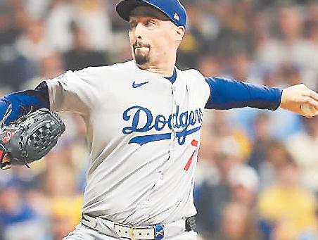Dodgers barely preserve Blake Snell's win at NLCS opener