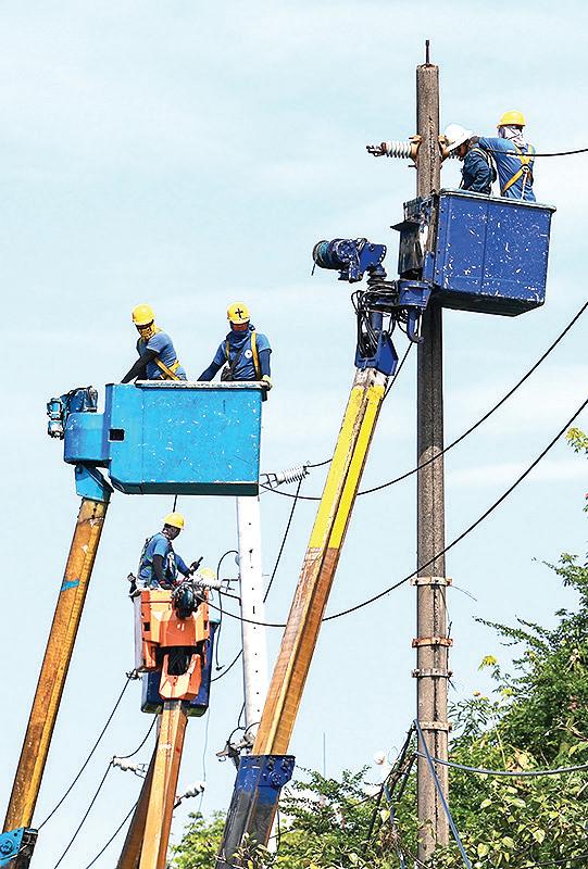 Transmission rates down in October billing