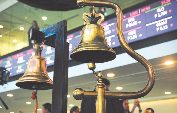 Shares decline on weak peso, dearth of leads