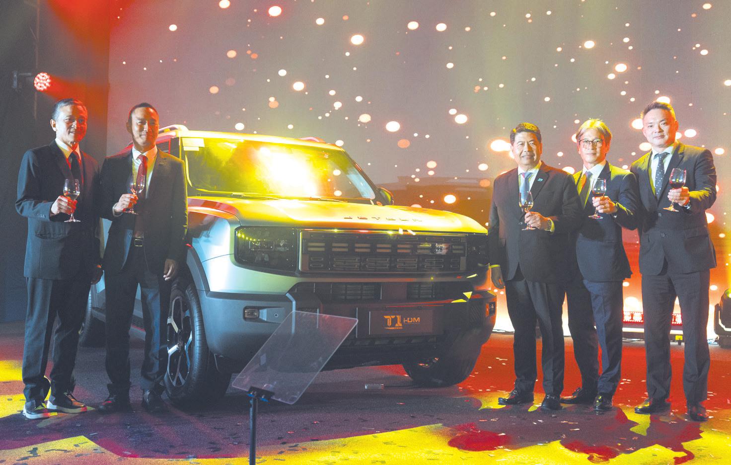 THE ONE WITH A PLUG-IN HYBRID HEART