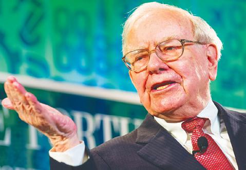Berkshire Hathaway cash sets record $382B as profit rises