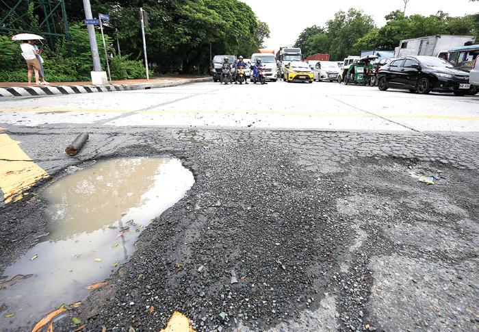 The potholes are winning