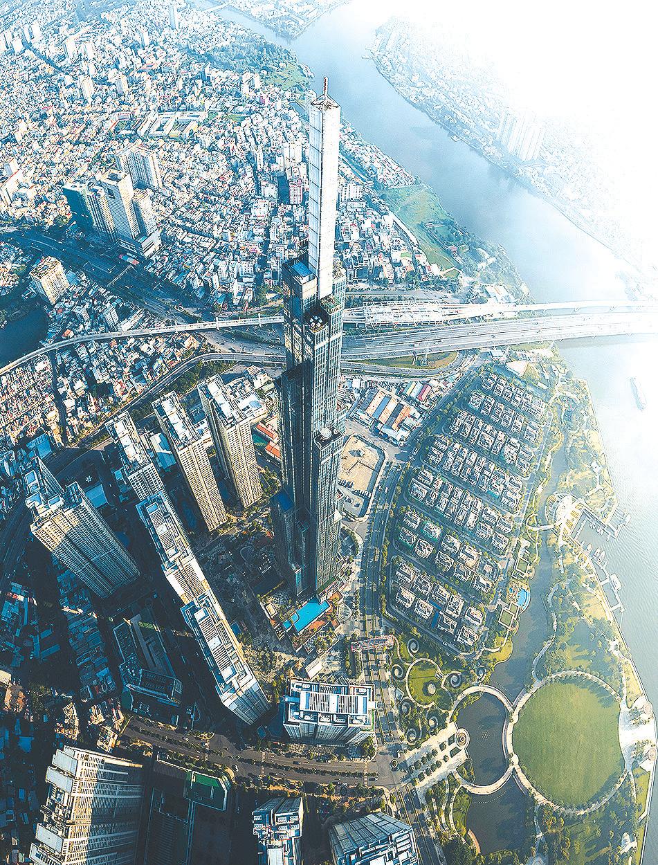 The Vietnamese economy overtakes the Philippines: From economic strategies to governance and flood control