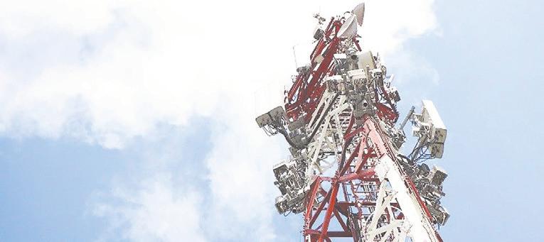 Smart rolls out robotic arms in cell towers for real-time network optimization