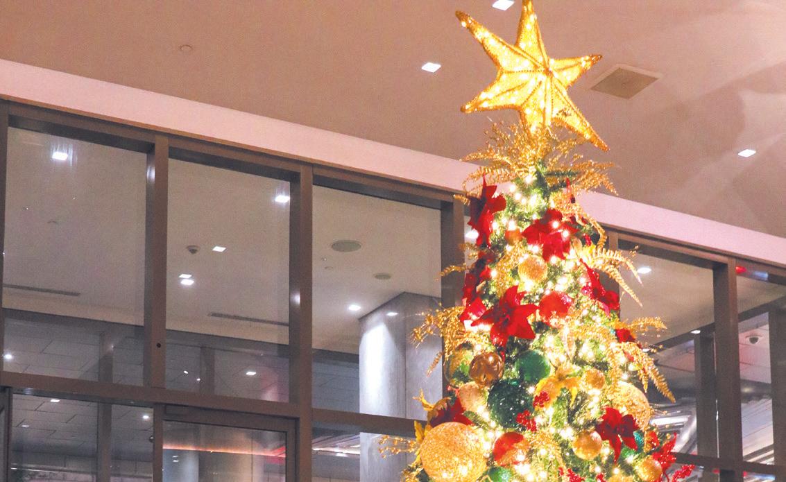 Hilton Manila Newport World Resorts rekindles Christmas tree