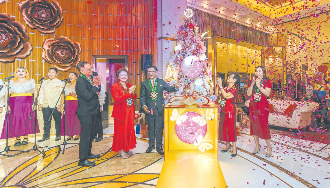 Winford Manila kicks off holidays in 'full bloom'