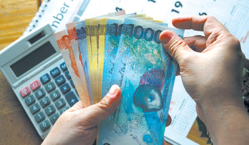 Generational Money Mindsets: Spending, Saving, and Investing