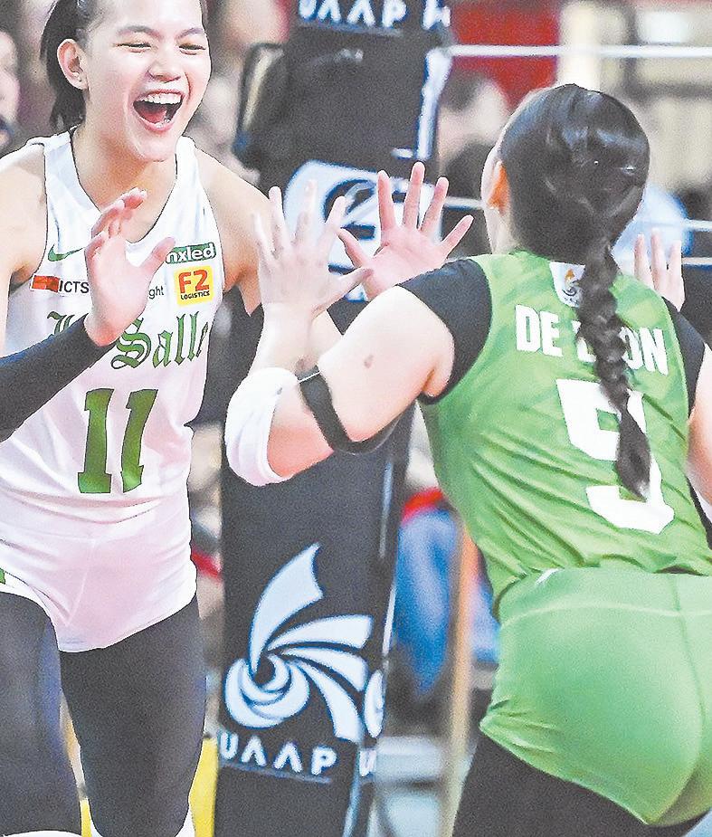 Unbeaten DLSU eyes top 2 slot vs FEU in UAAP women's volleyball