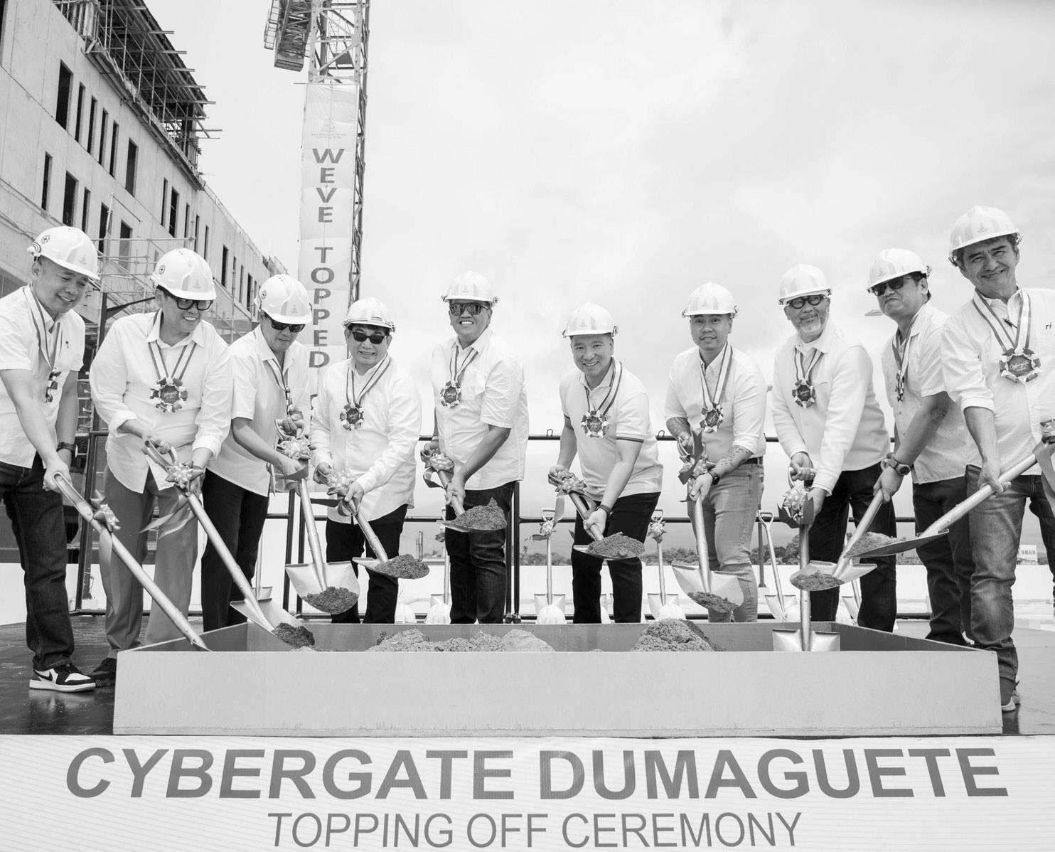 Robinsons tops off Cybergate Dumaguete