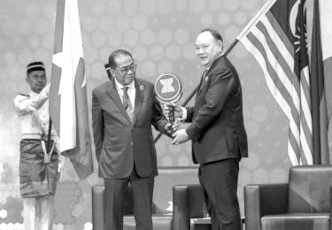 Phl takes over as ADMM, ADMM Plus chairman