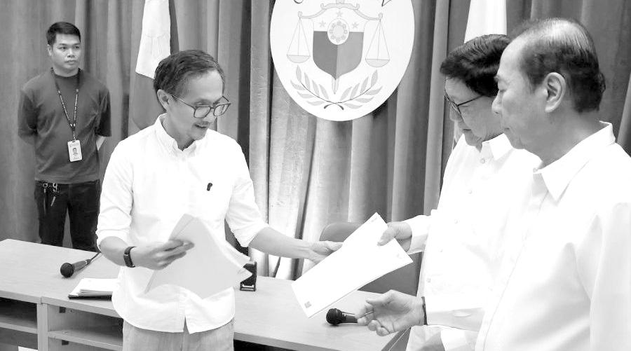 ICI, DPWH refer raps vs 8 solons to Ombudsman