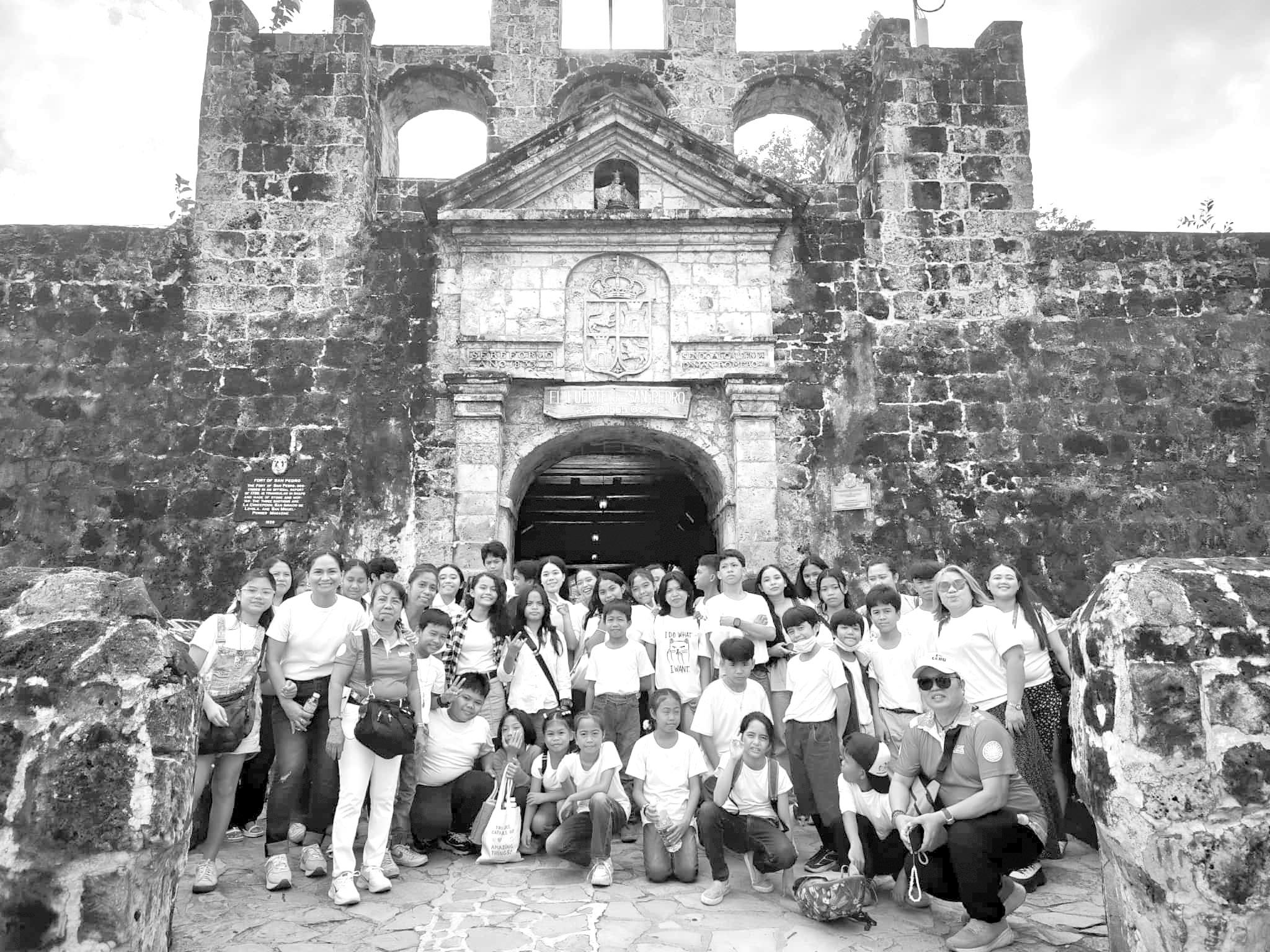 50 children treated to a museum tour