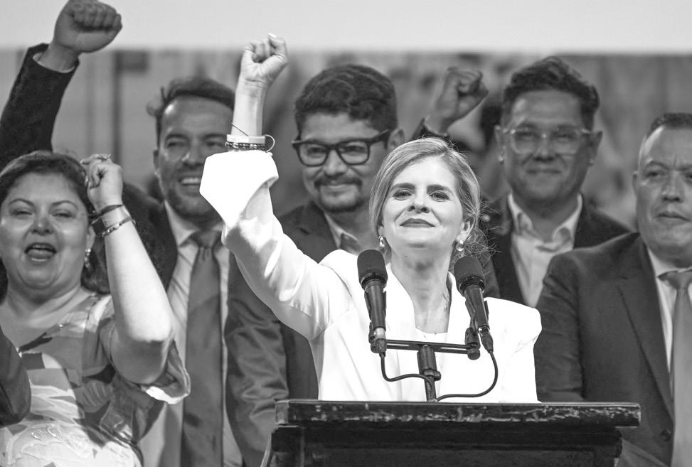 Tough-talking right-winger wins Costa Rica presidency