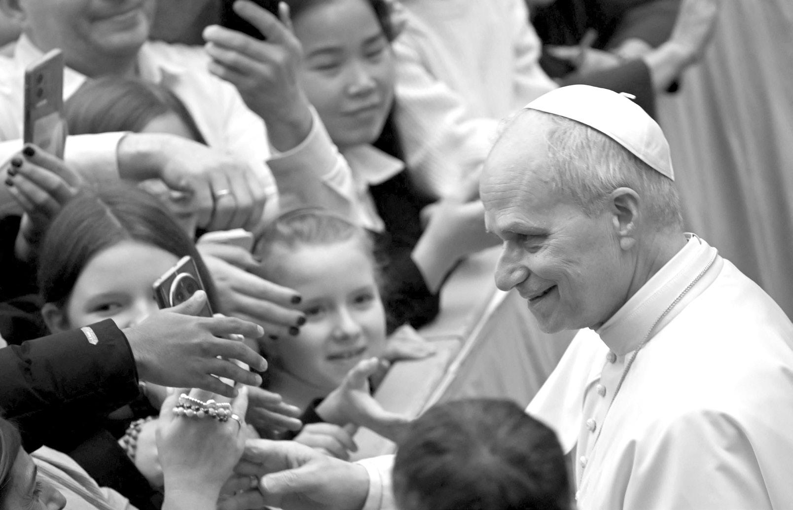 Rogue Catholic traditionalists risk showdown with Vatican