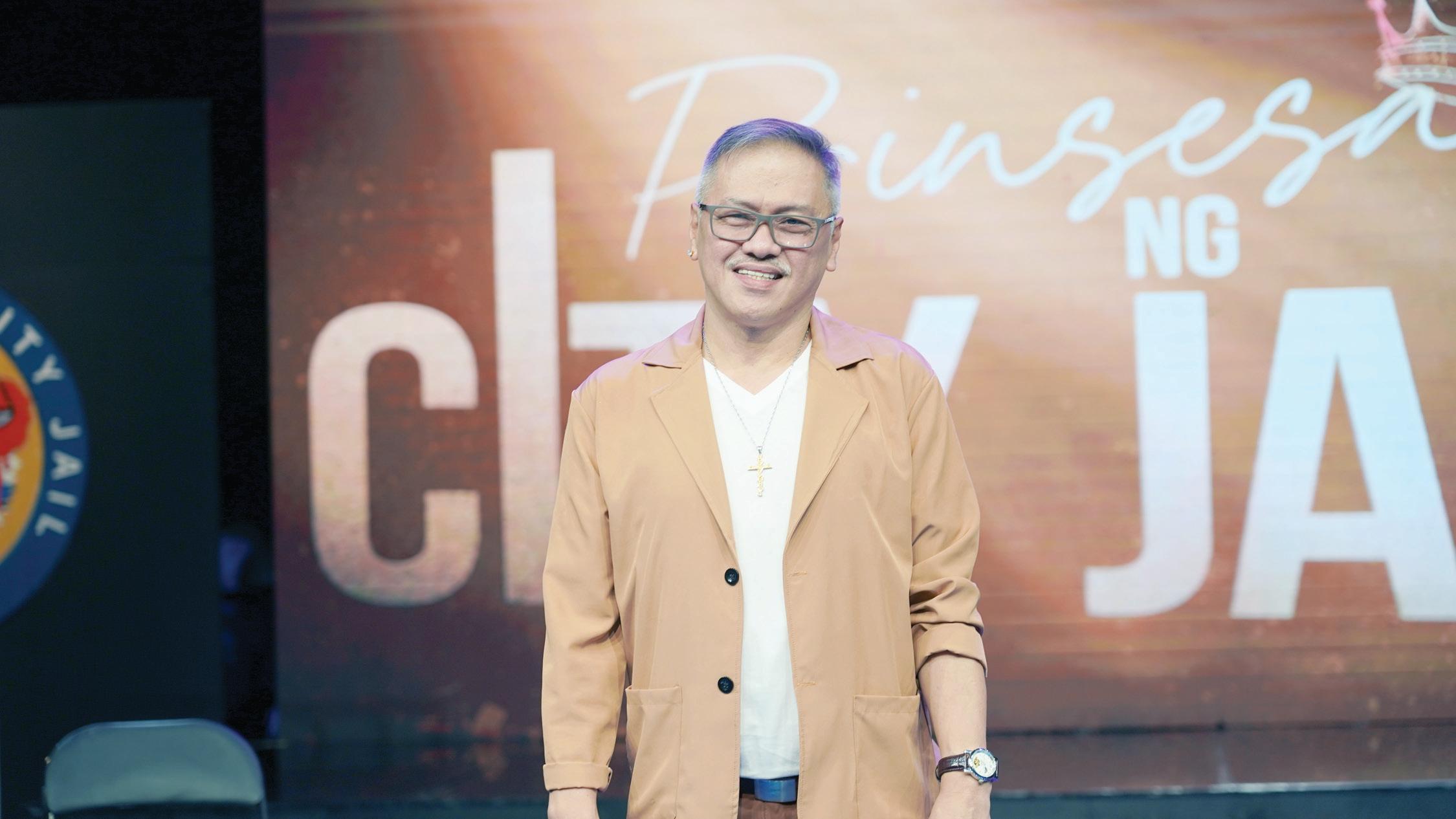 DIREK JERRY SINENENG ATTESTS TO TEAM JOLLY'S REEL AND REAL-LIFE CHEMISTRY