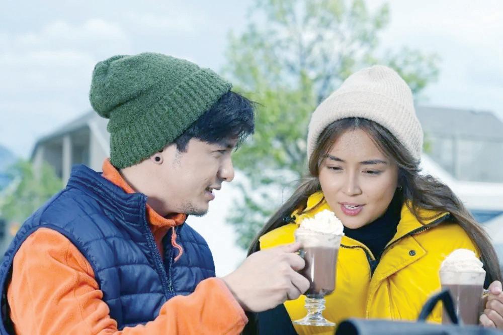 Hello, Love, Again' Now Showing in Indonesia, Coming to Netflix in February