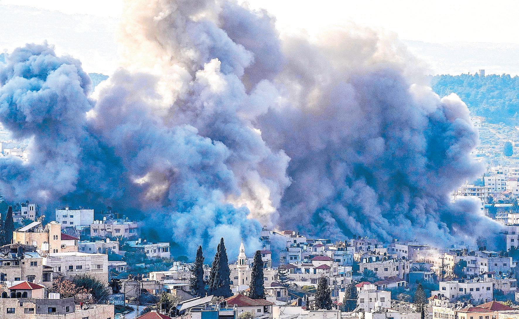 Trump talks with Canada, Mexico over Trump sweeping tariffs