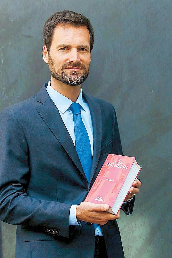 SC orders Comelec to comment on Miru disclosure petition